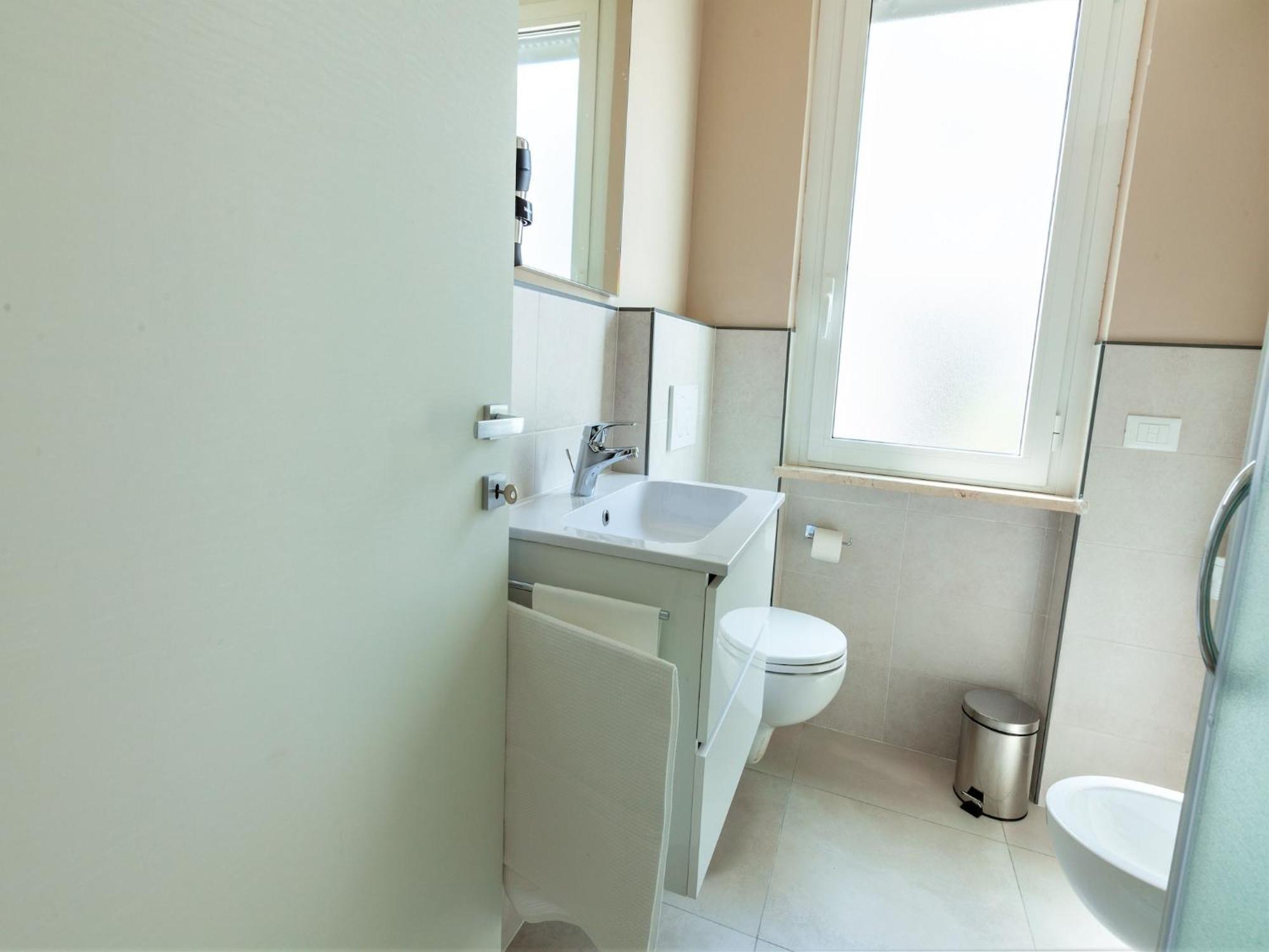 Pleasant Apartment In Alba Adriatica Near Sea Kültér fotó